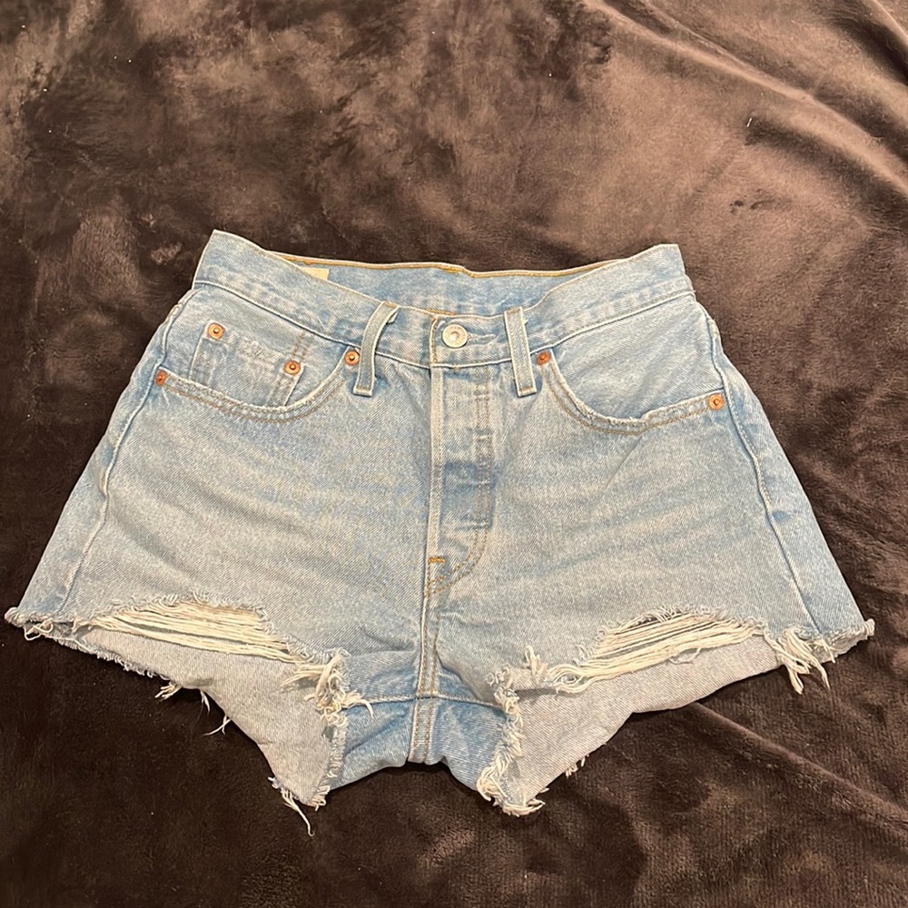Levi’s 501• HIGH RISE WOMEN'S SHORTS